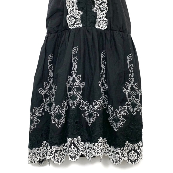 Discover Clothing Company stitched embroidered dress - Picture 8 of 10